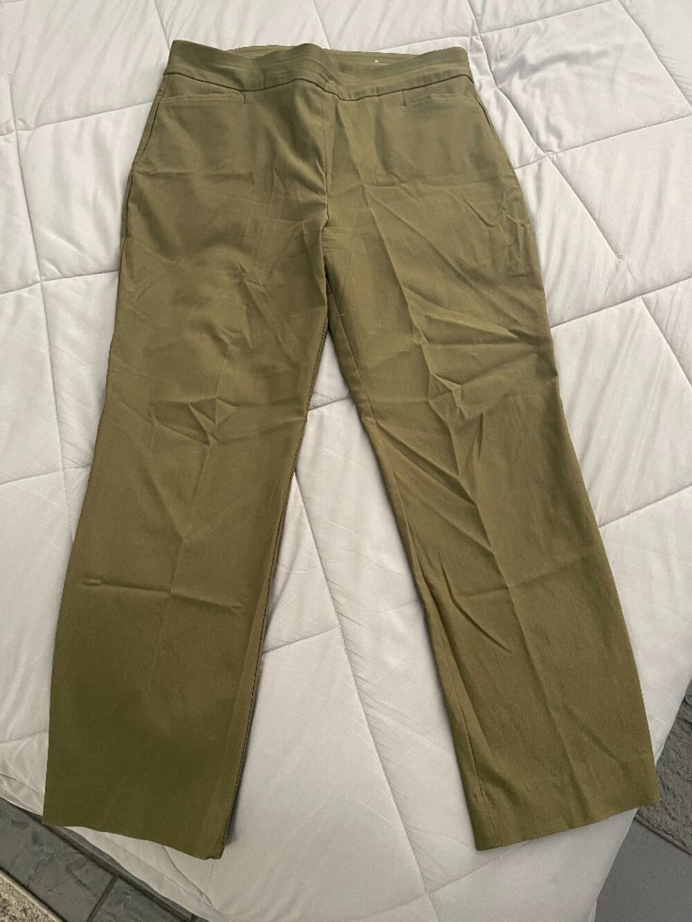 Chico's Olive Green So Slimming Stretch Pull On Pants Size 2.5R (US 14)